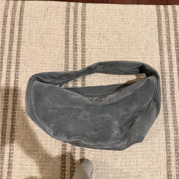 BY FAR Maxi Crush Hobo Bag - Picture 4 of 6